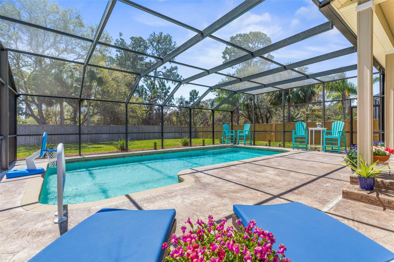 28 CINNAMON GROVE LN