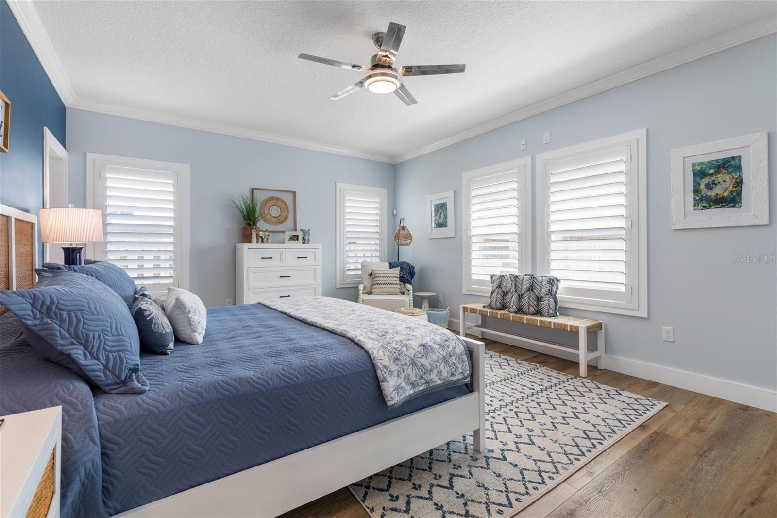 28 CINNAMON GROVE LN