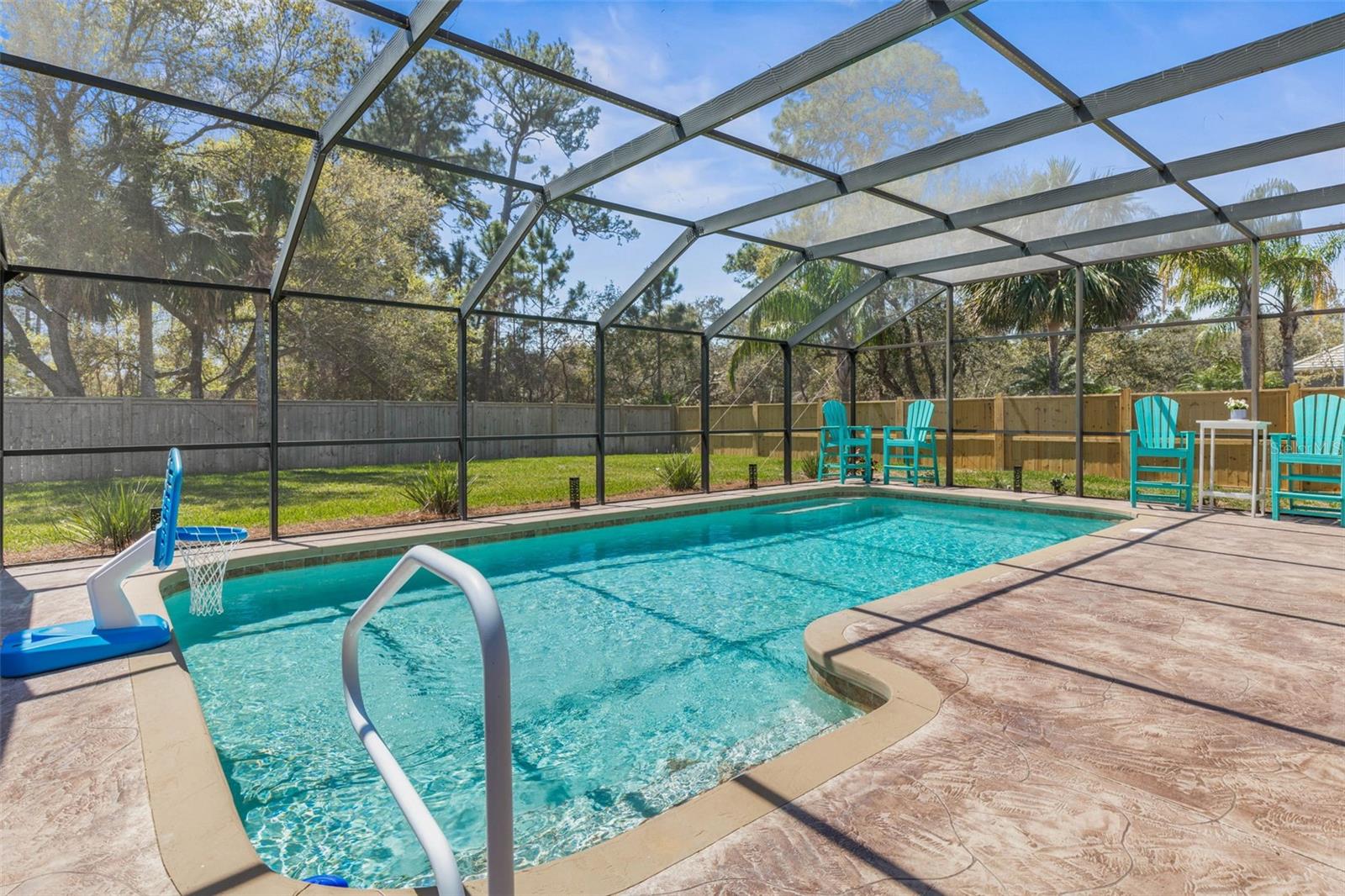 28 CINNAMON GROVE LN