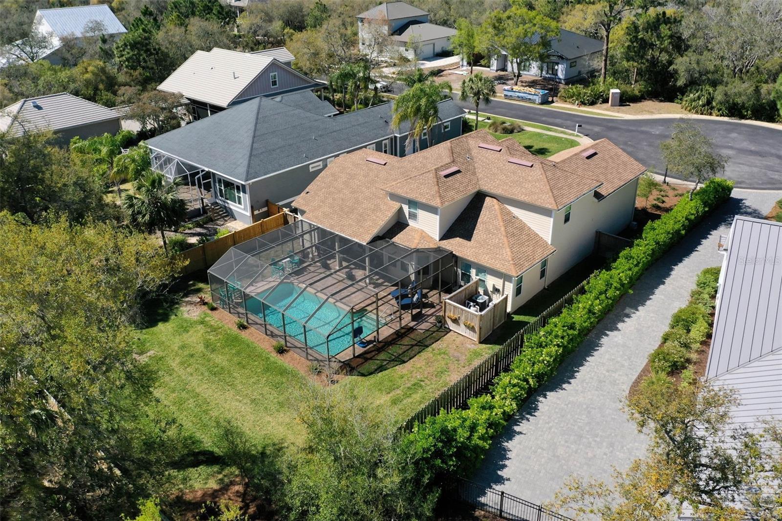 28 CINNAMON GROVE LN