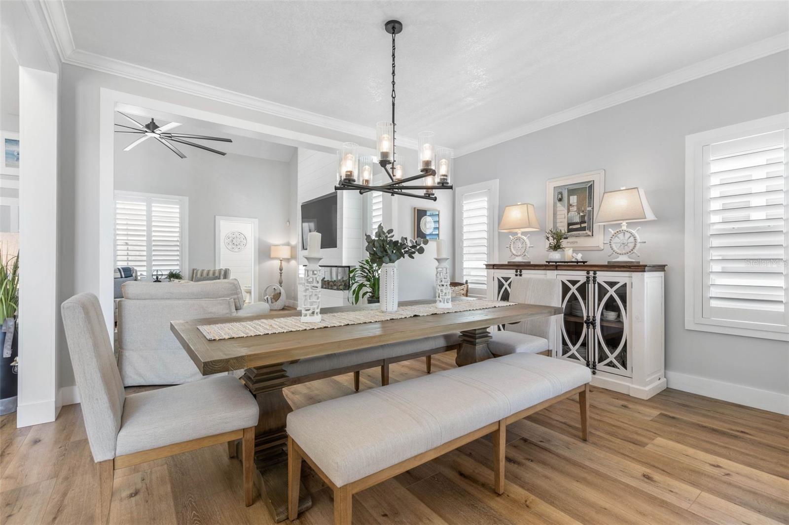 28 CINNAMON GROVE LN