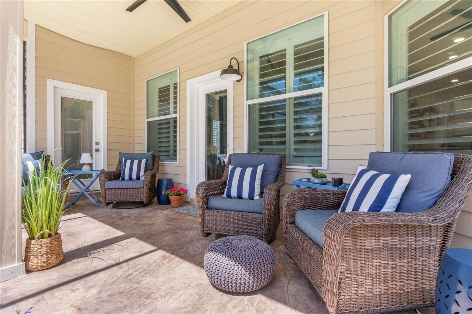 28 CINNAMON GROVE LN