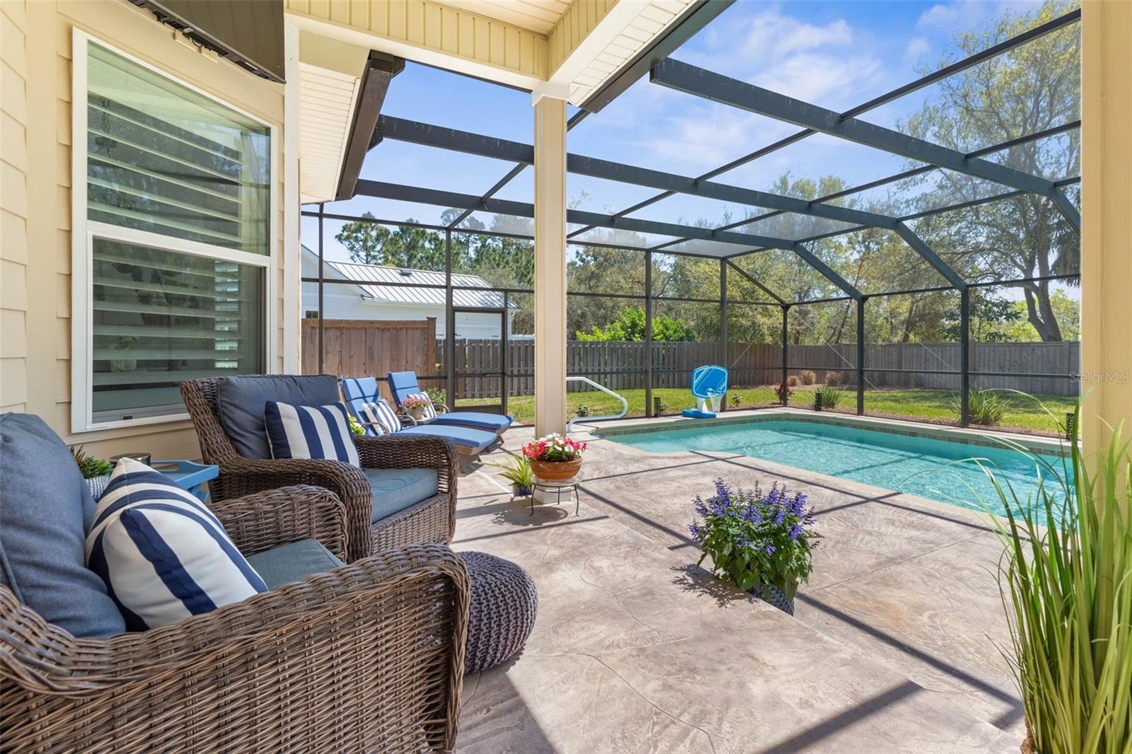 28 CINNAMON GROVE LN