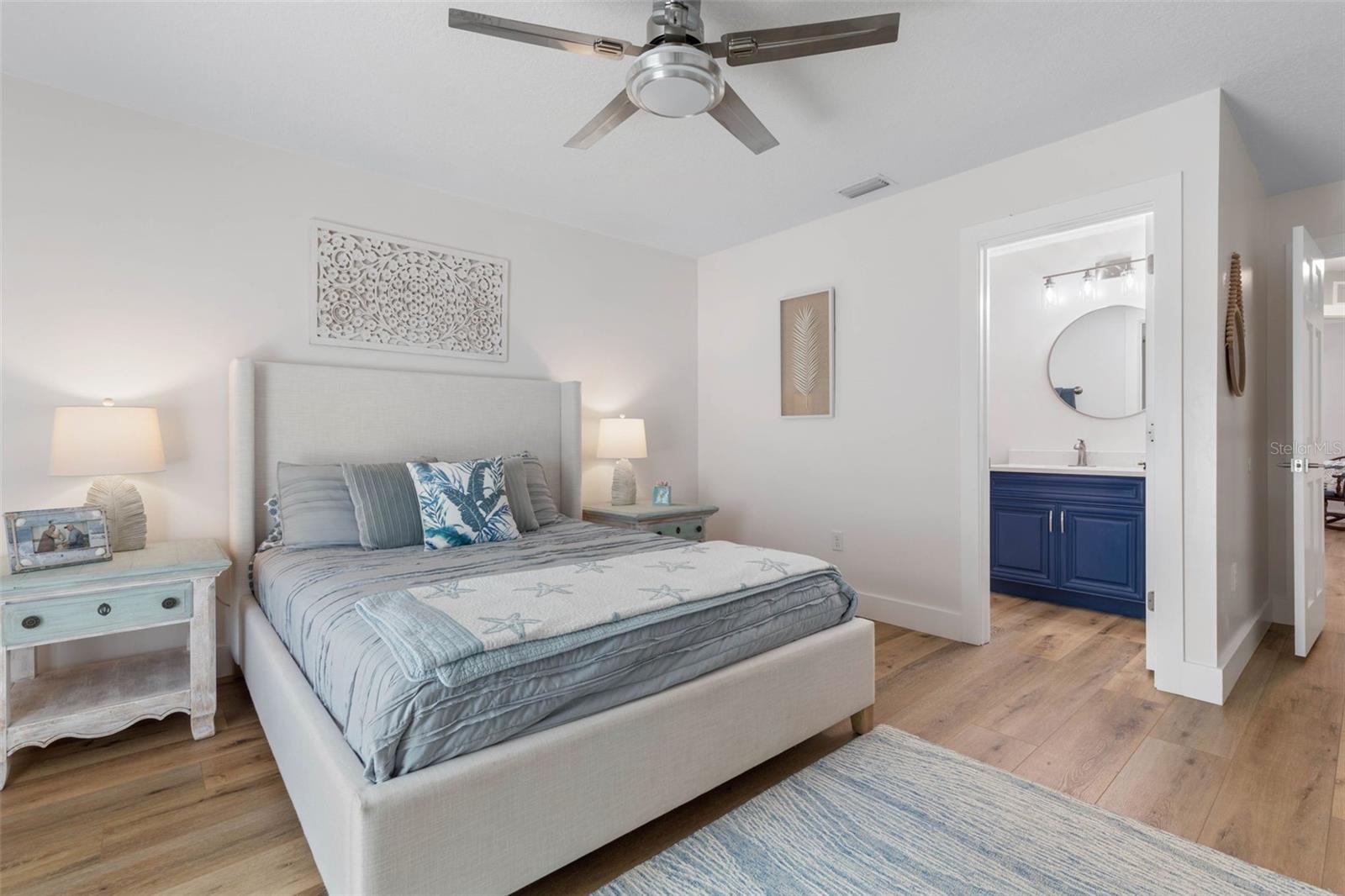 28 CINNAMON GROVE LN