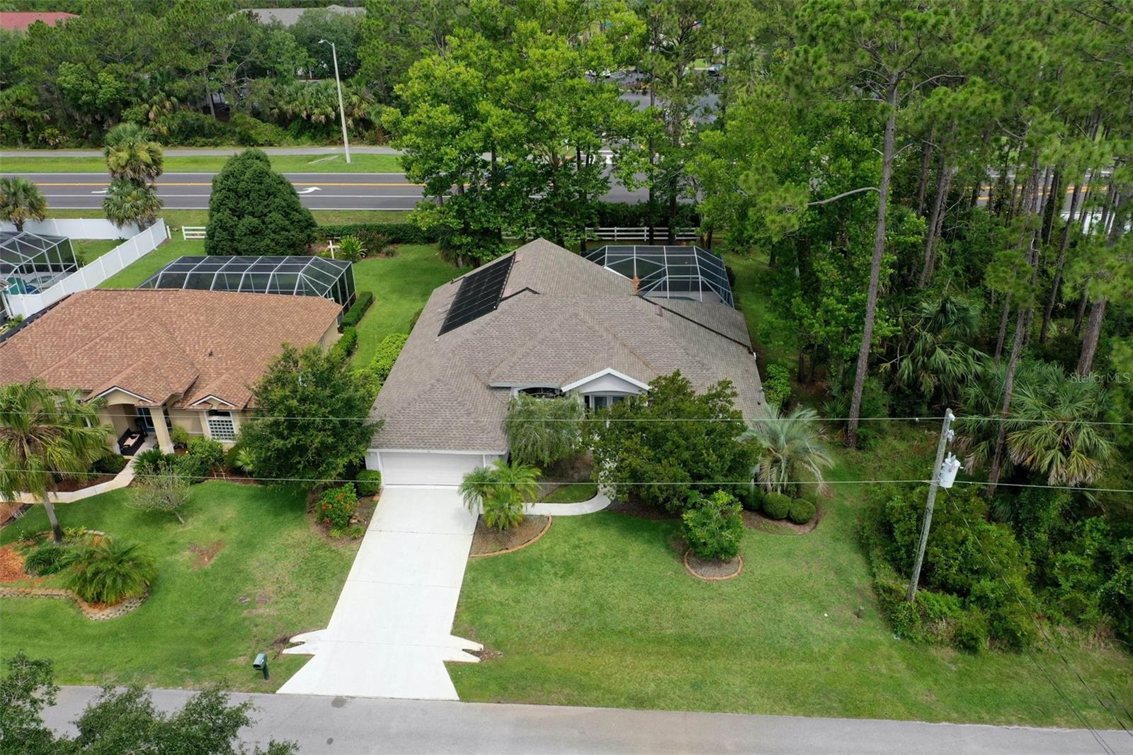 81 BROWNSTONE LN