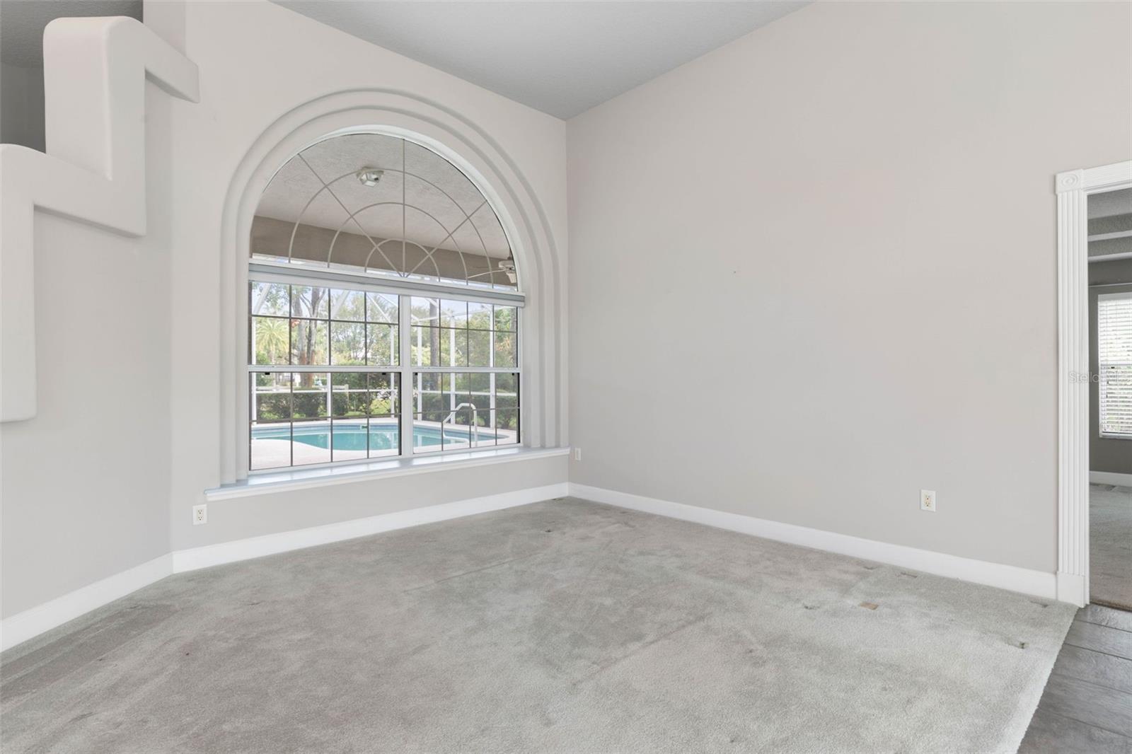 81 BROWNSTONE LN