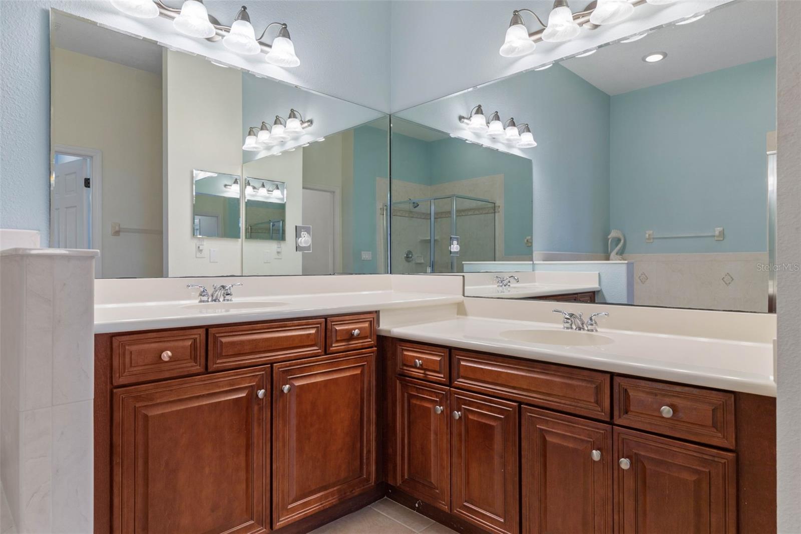 300 CINNAMON BEACH WAY #252