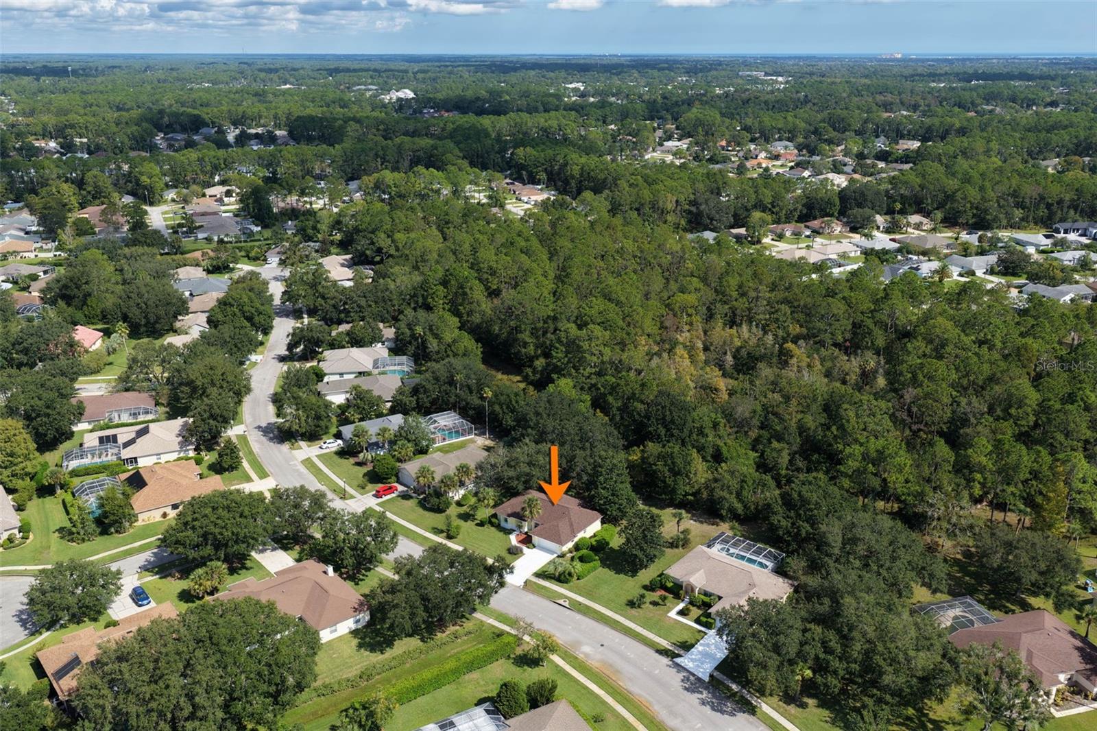 8 MONTAUK LN