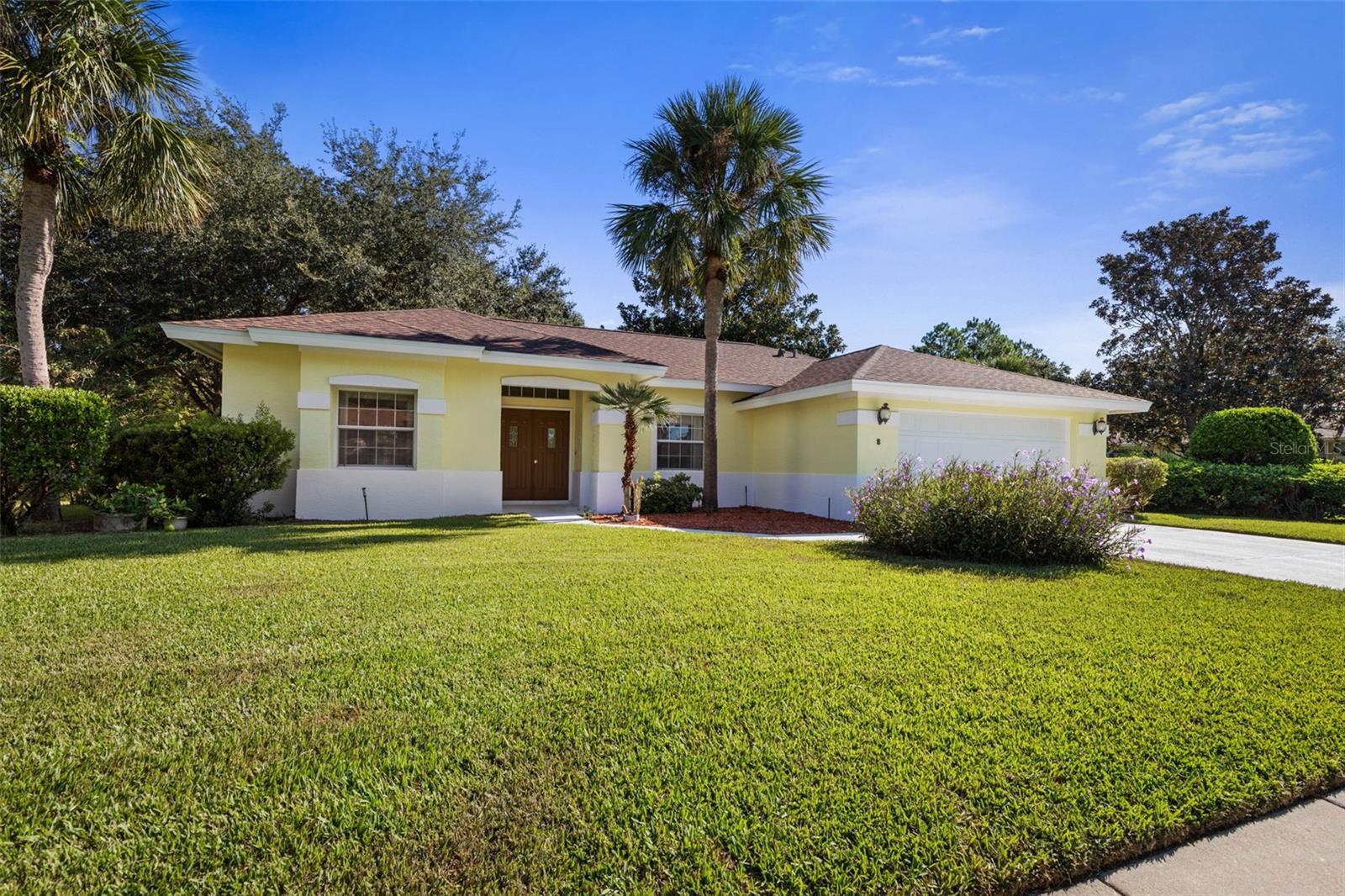 8 MONTAUK LN