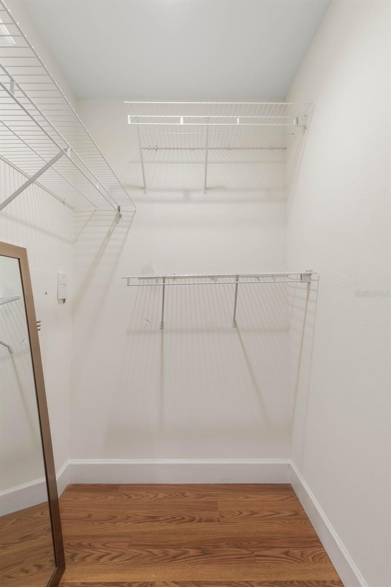 102 YACHT HARBOR DR #465