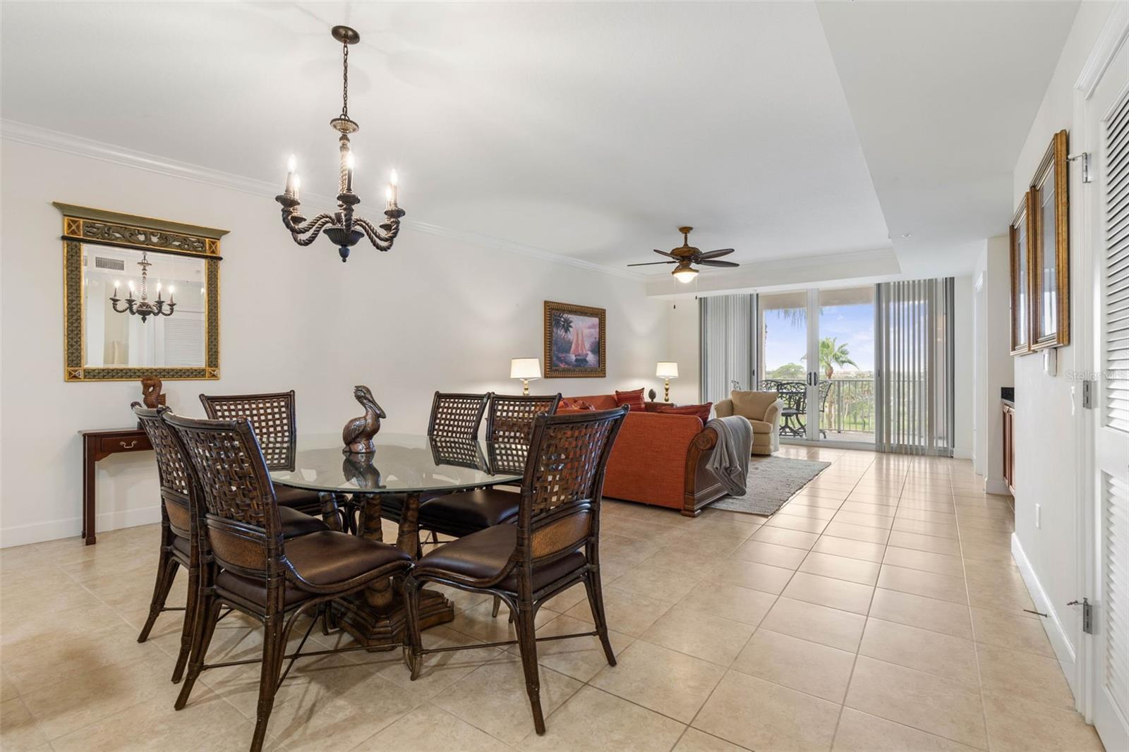 102 YACHT HARBOR DR #465