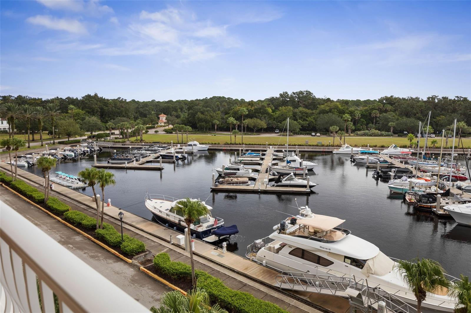 102 YACHT HARBOR DR #465