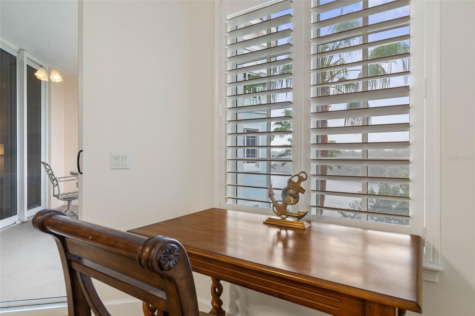 102 YACHT HARBOR DR #465