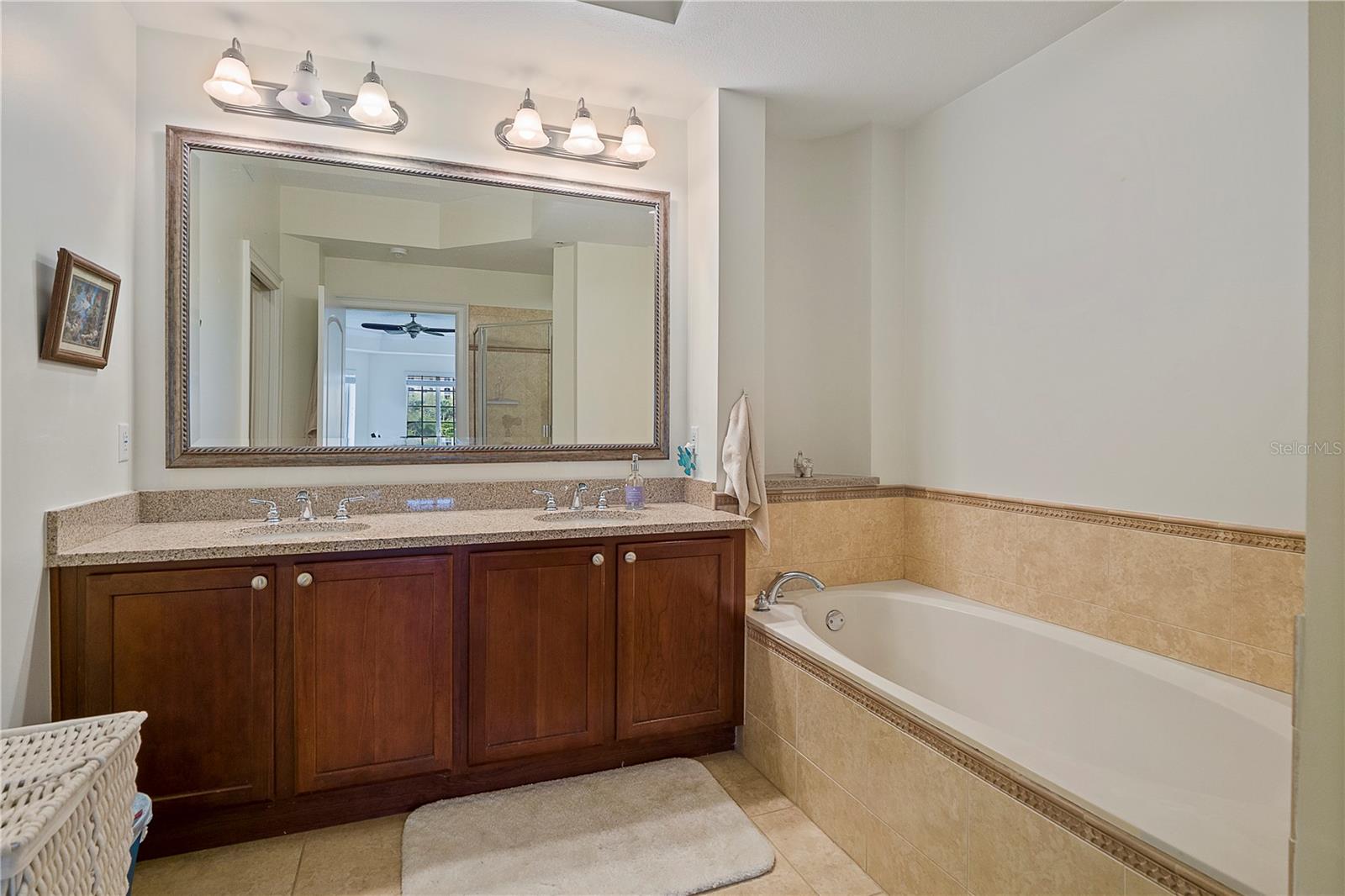 102 YACHT HARBOR DR #278