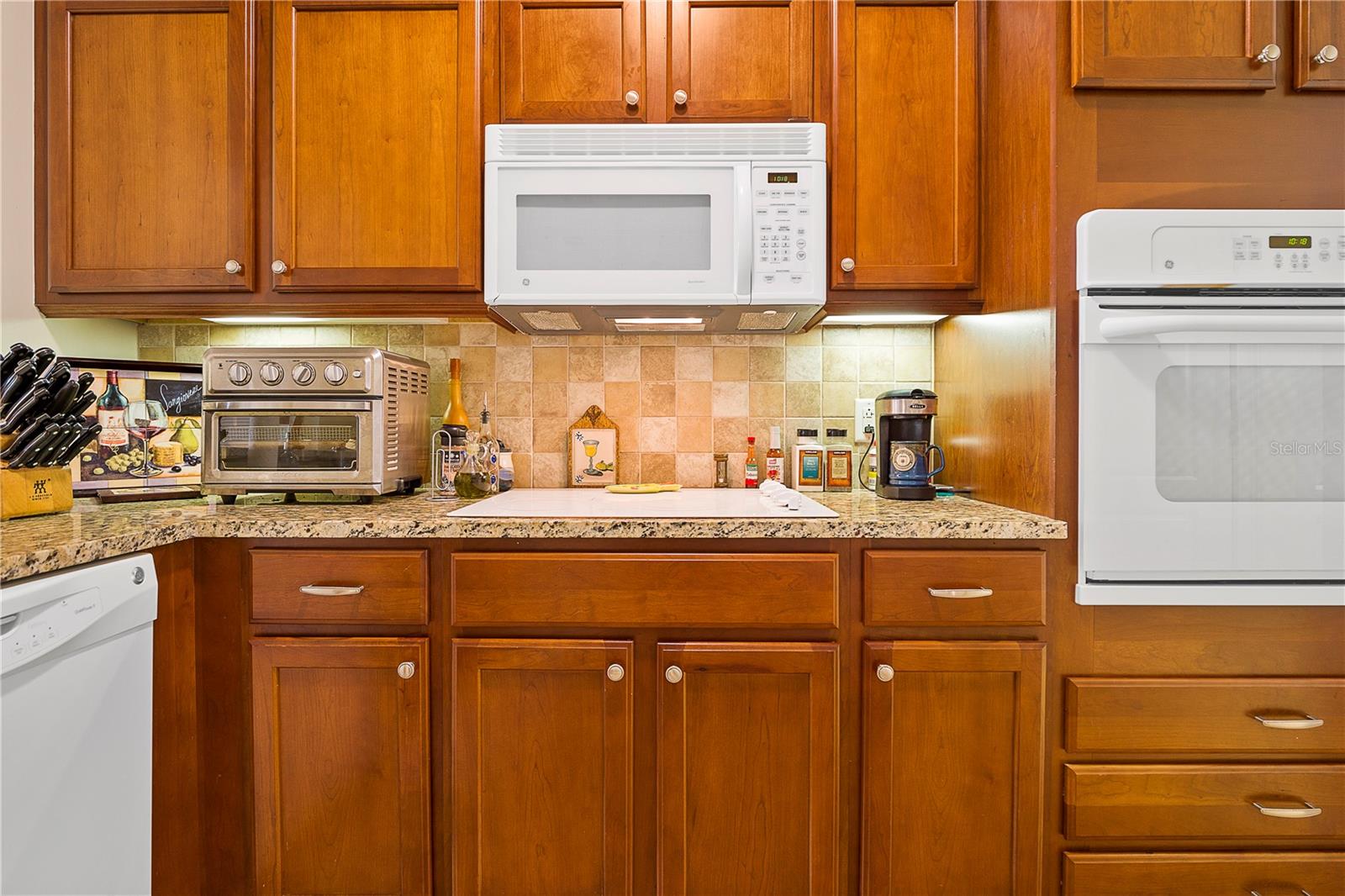 102 YACHT HARBOR DR #278