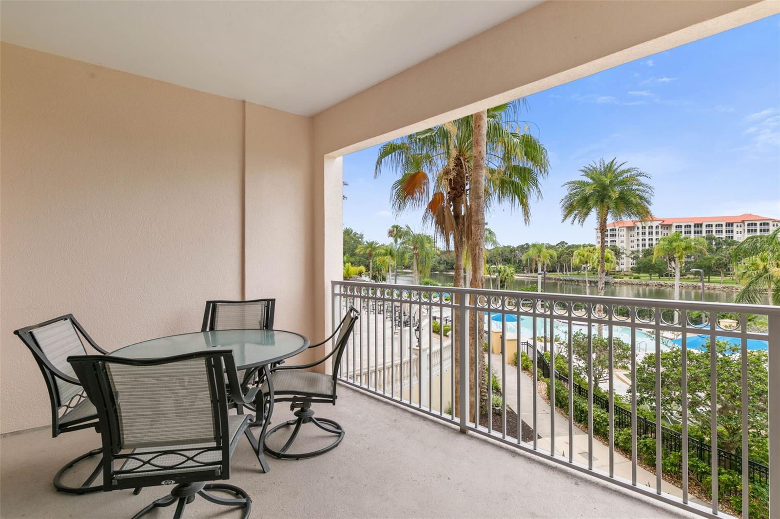 102 YACHT HARBOR DR #273