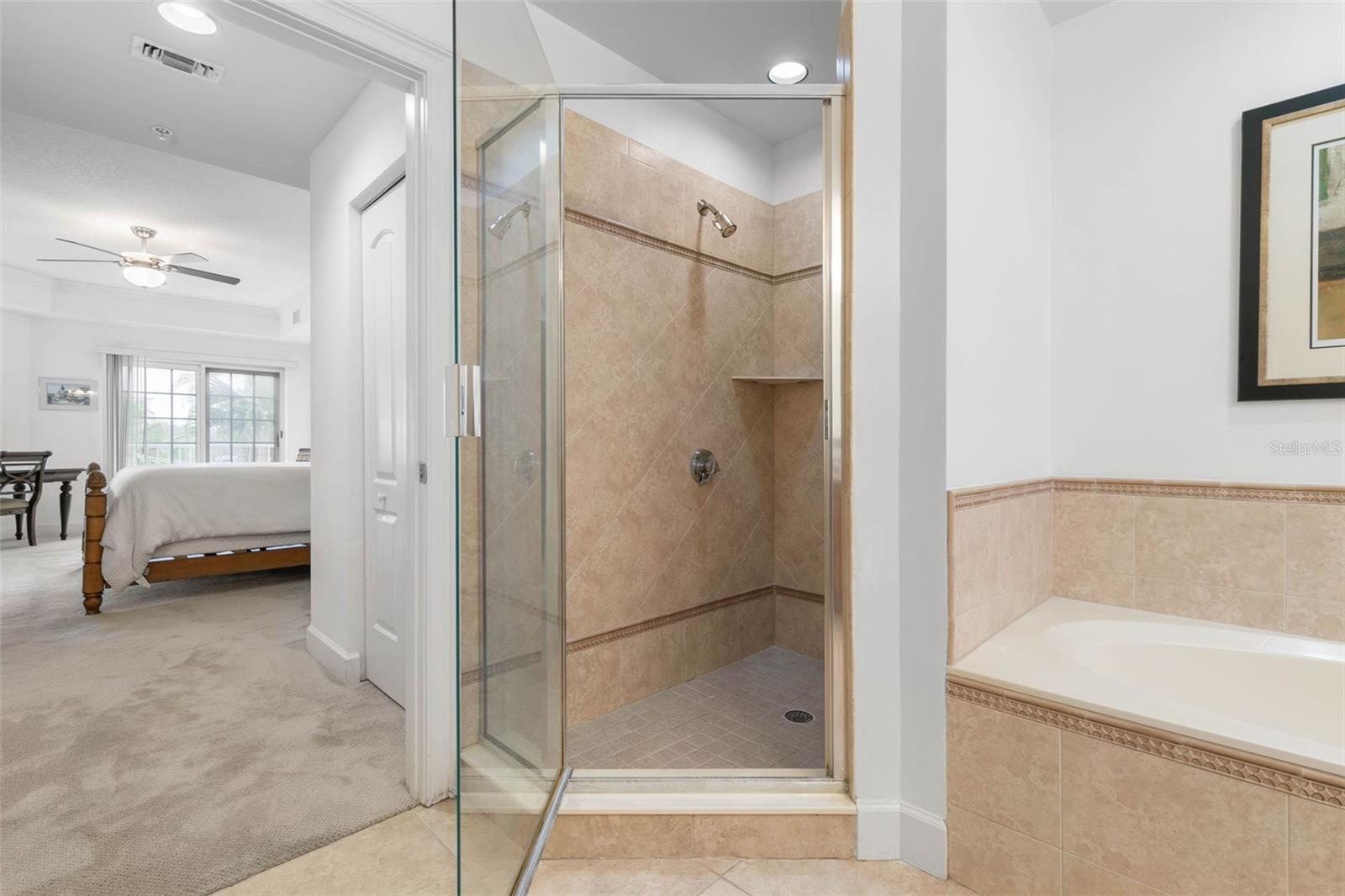 102 YACHT HARBOR DR #273