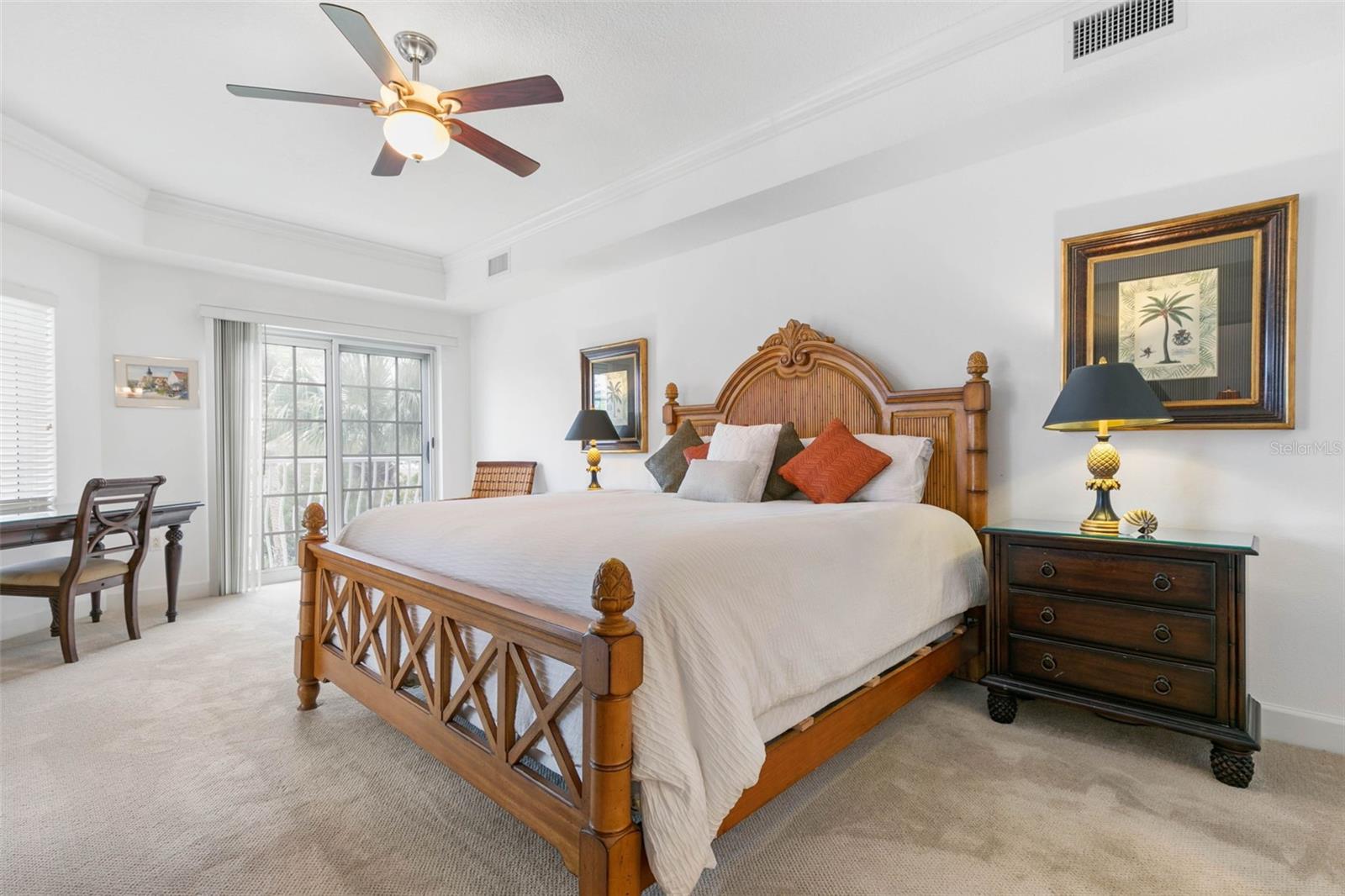 102 YACHT HARBOR DR #273