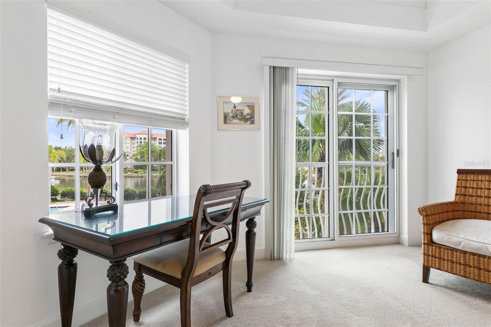 102 YACHT HARBOR DR #273