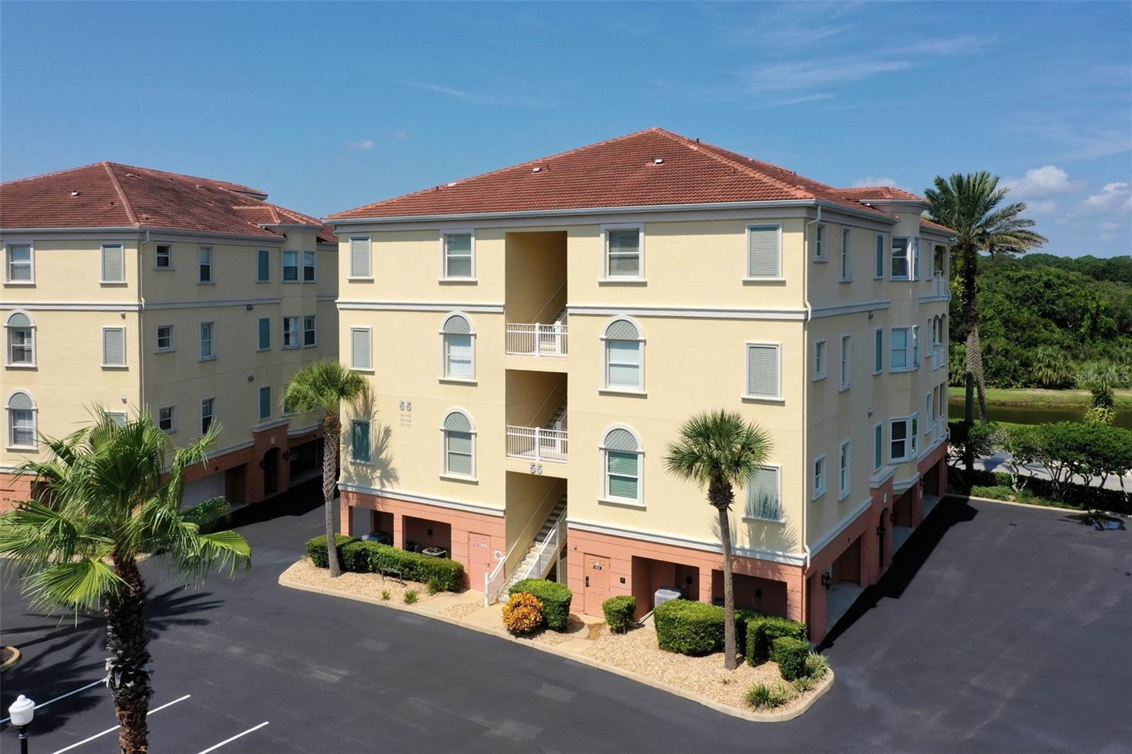 55 OCEAN CREST WAY #922