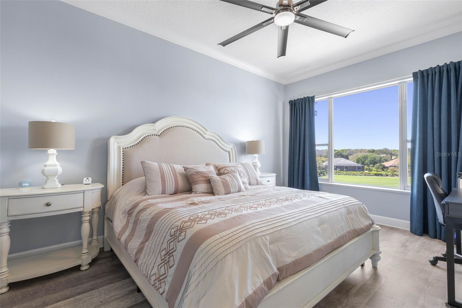 55 OCEAN CREST WAY #922