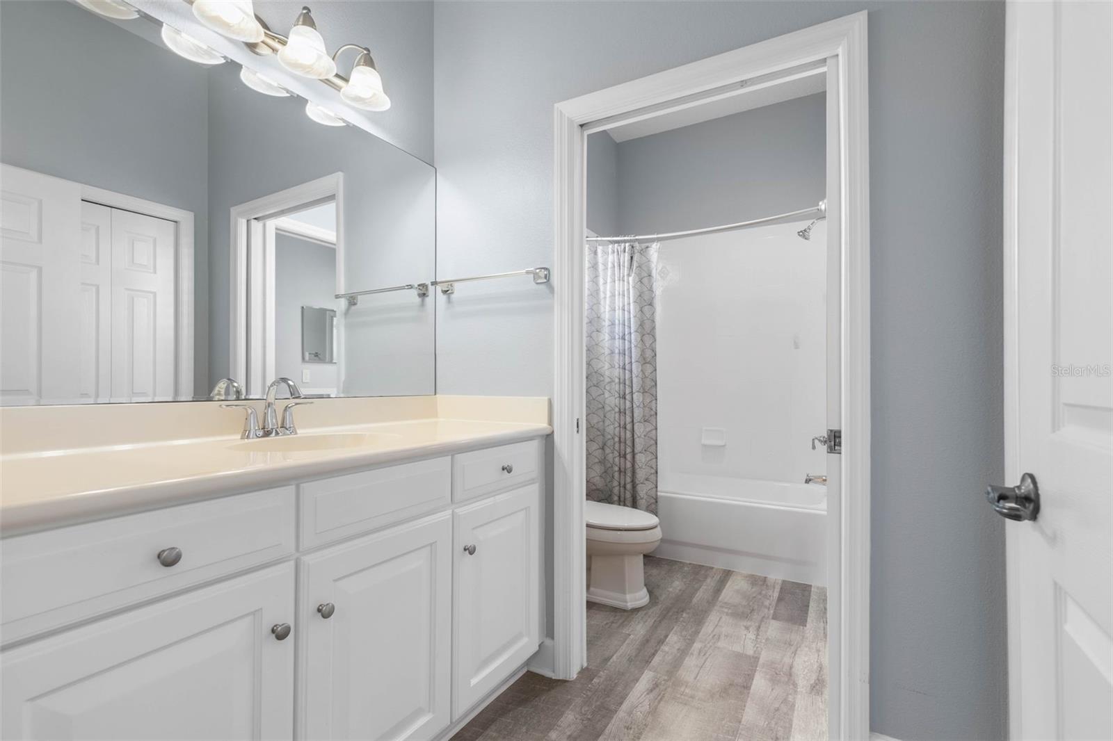 55 OCEAN CREST WAY #922