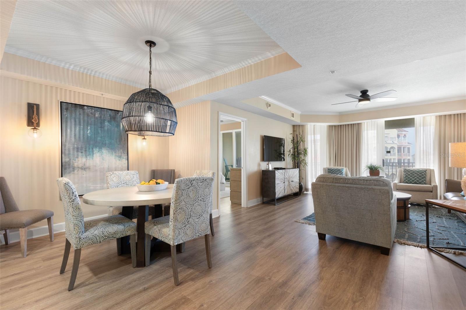 200 OCEAN CREST DR #906