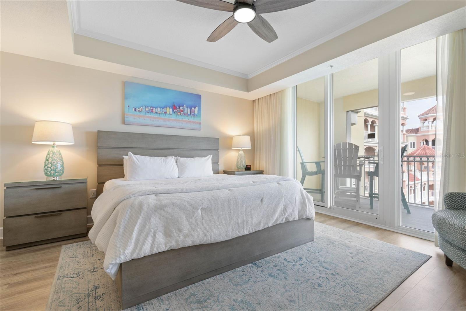 200 OCEAN CREST DR #906