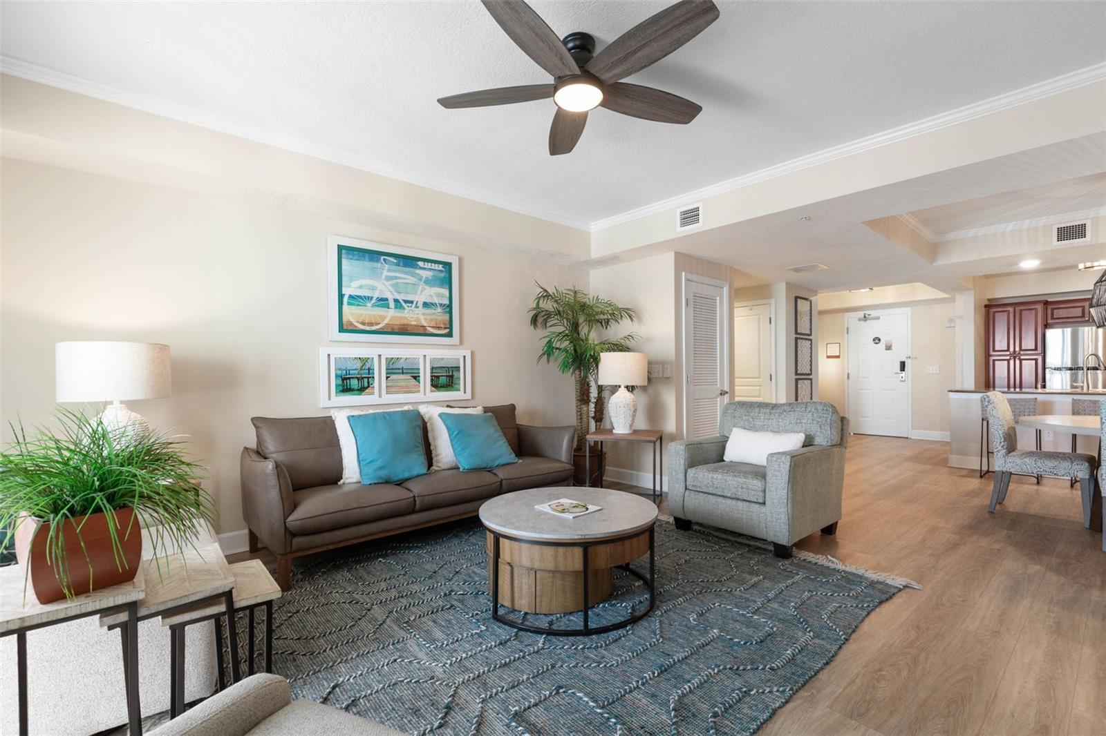 200 OCEAN CREST DR #906