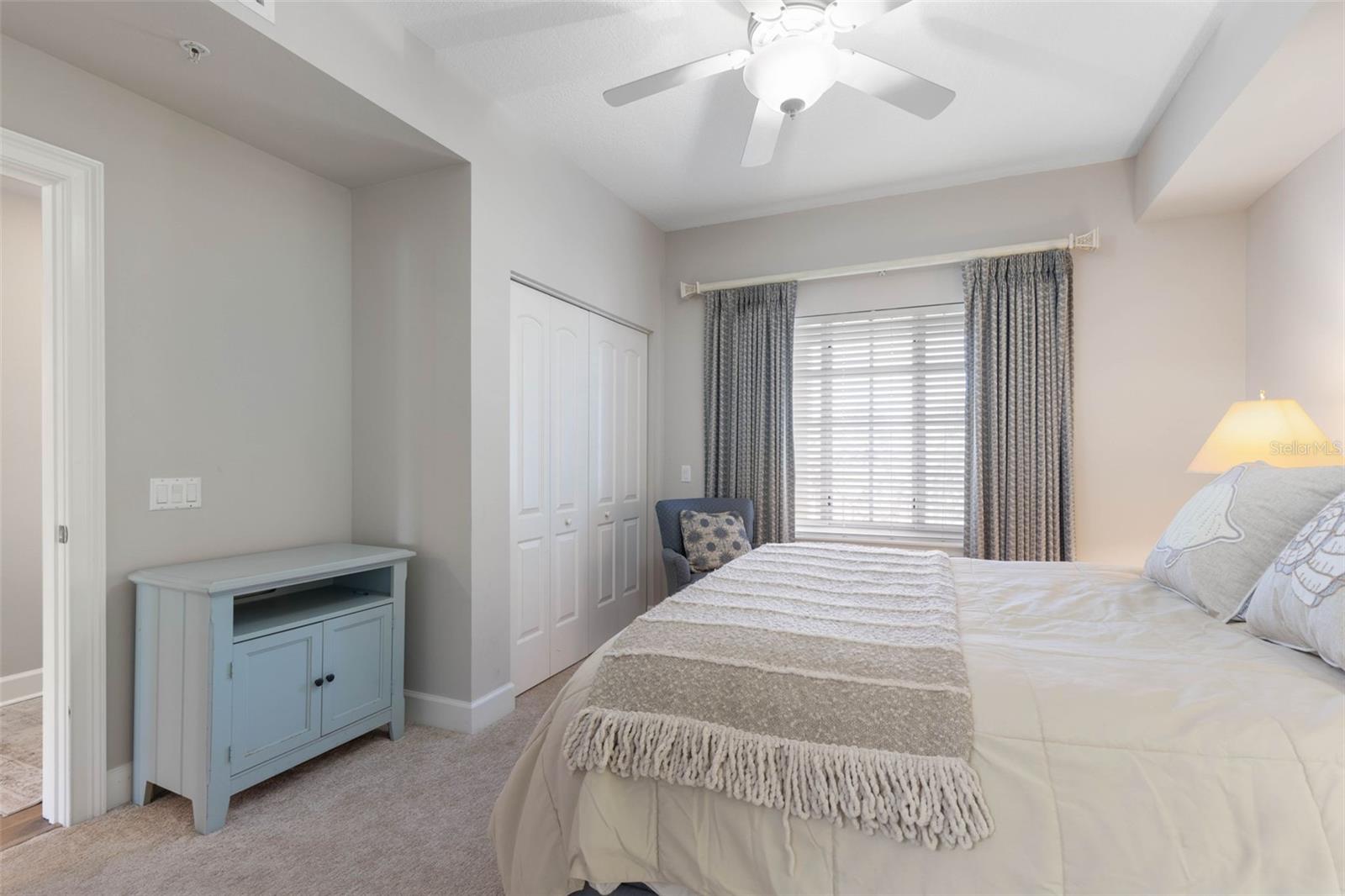 102 YACHT HARBOR DR #371