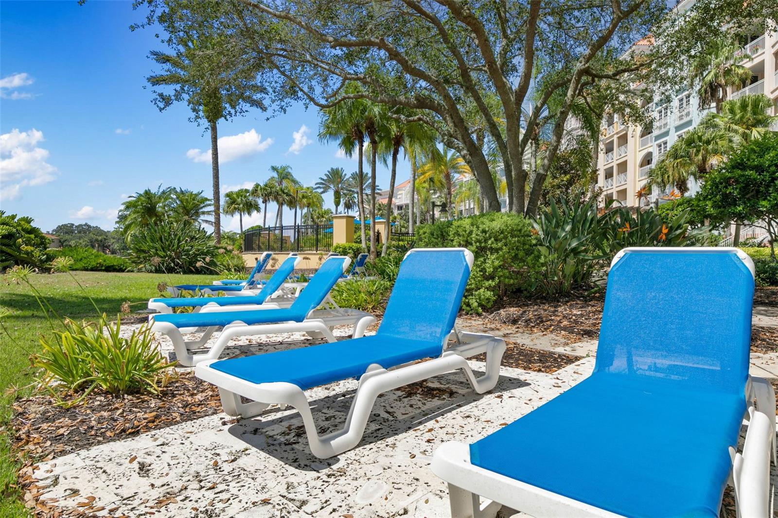 102 YACHT HARBOR DR #371
