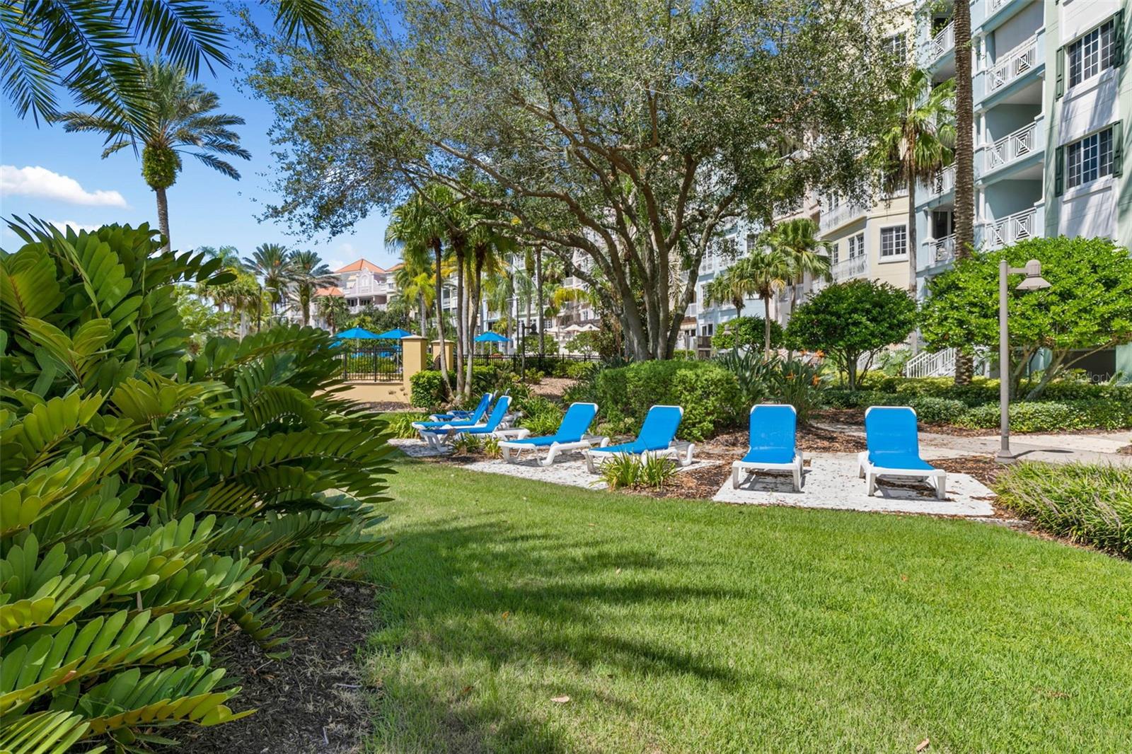 102 YACHT HARBOR DR #371