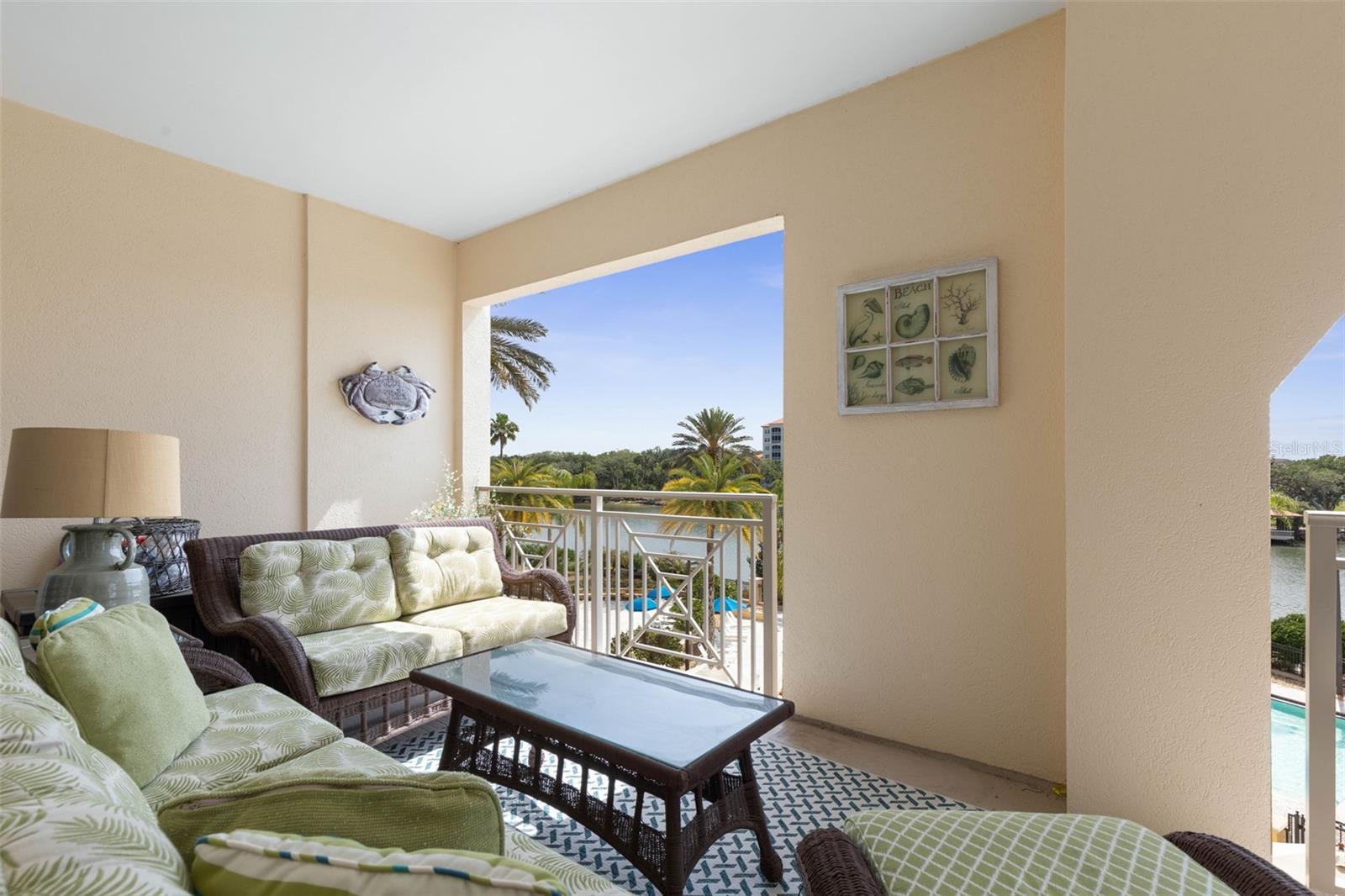 102 YACHT HARBOR DR #371