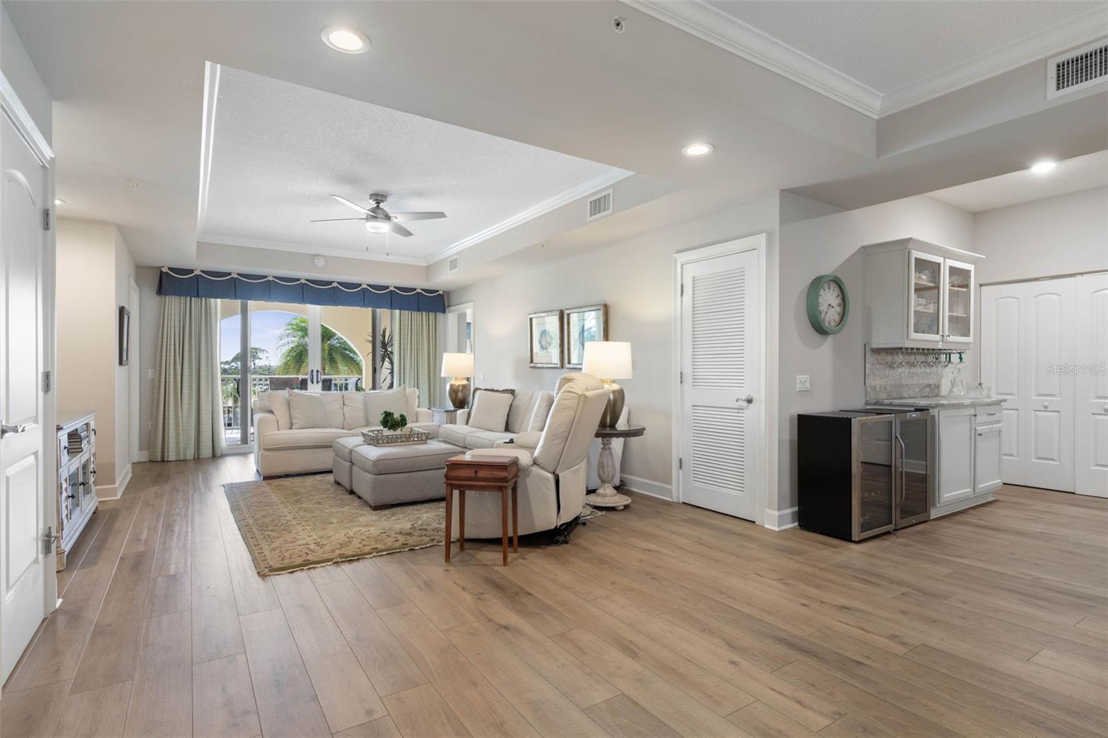102 YACHT HARBOR DR #371