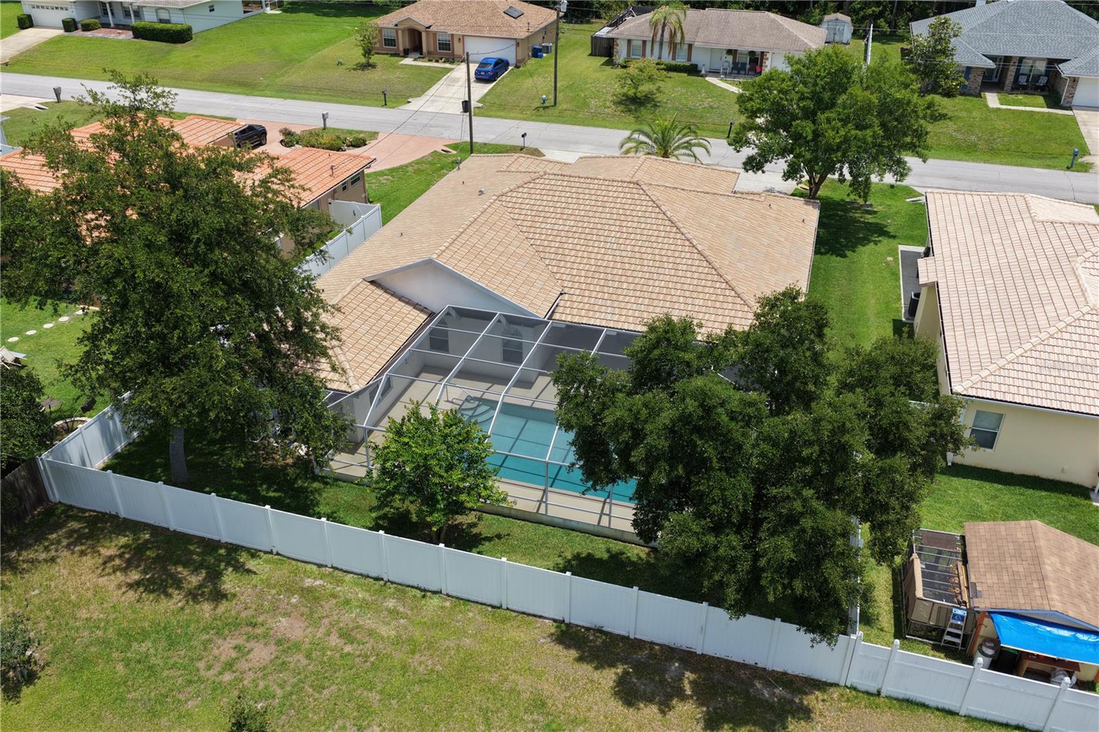 99 ROXBORO DR