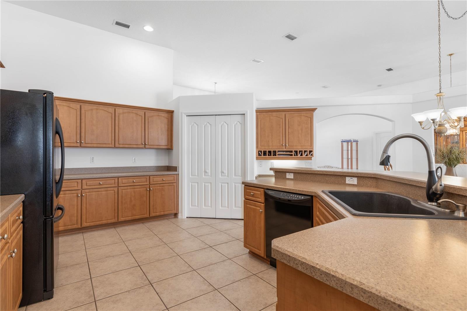99 ROXBORO DR
