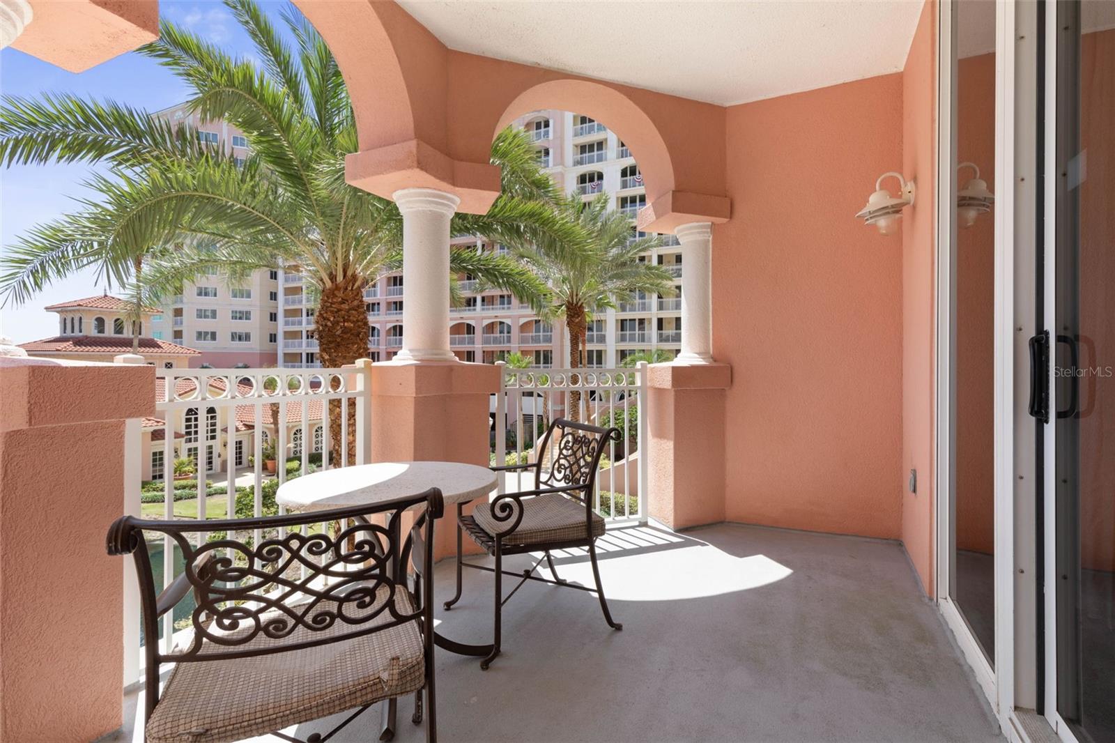 200 OCEAN CREST DR #138