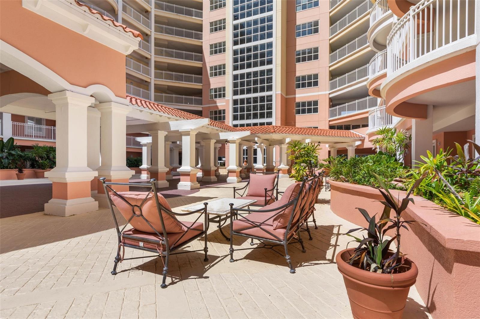 200 OCEAN CREST DR #108