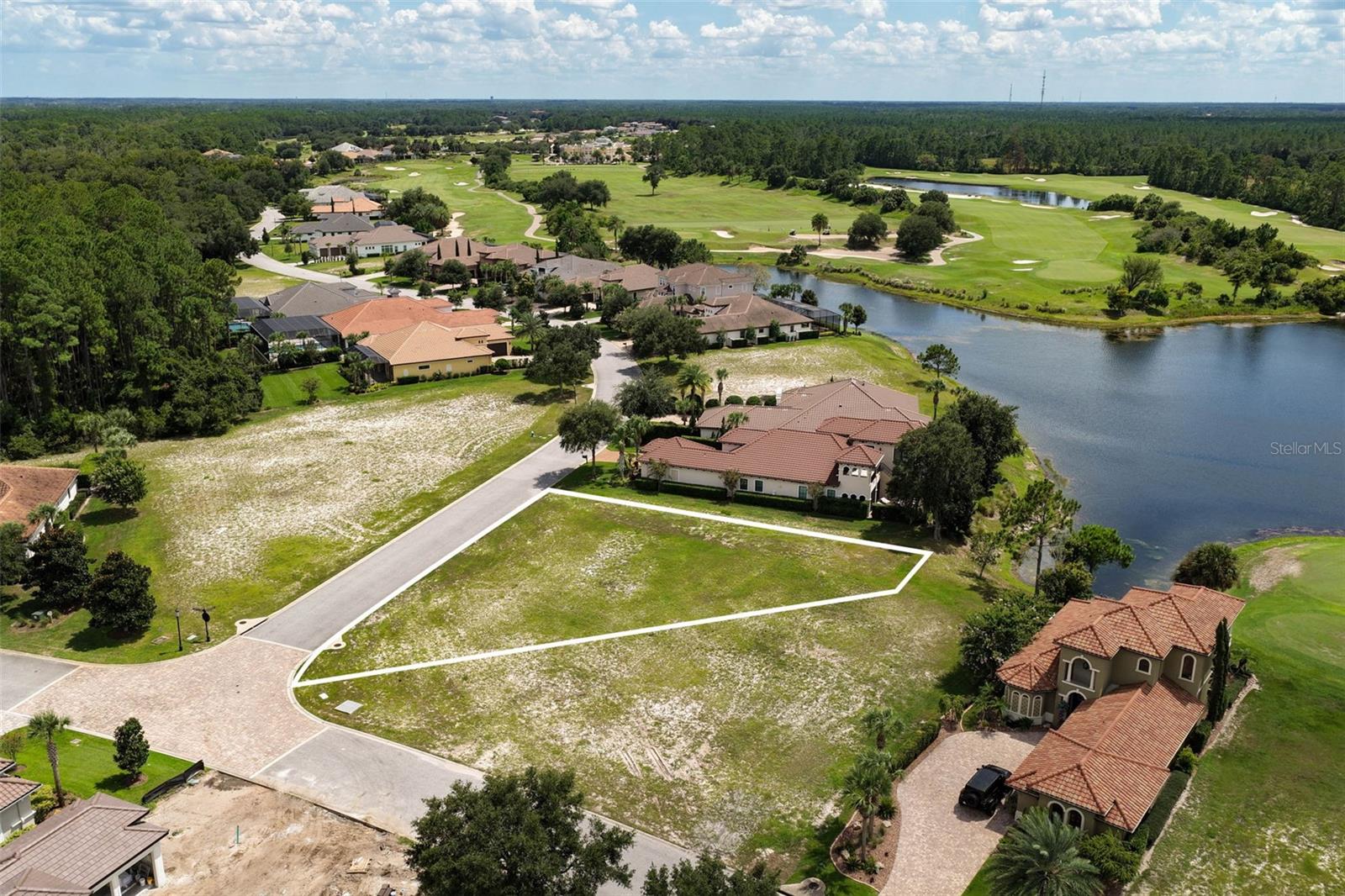 518 SWEETGUM LN