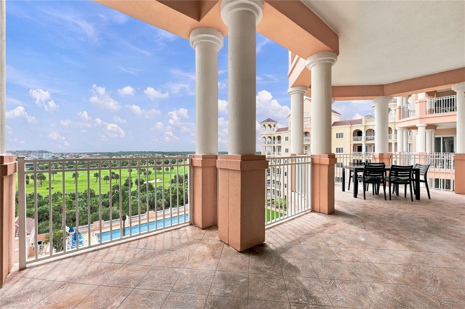200 OCEAN CREST DR #542