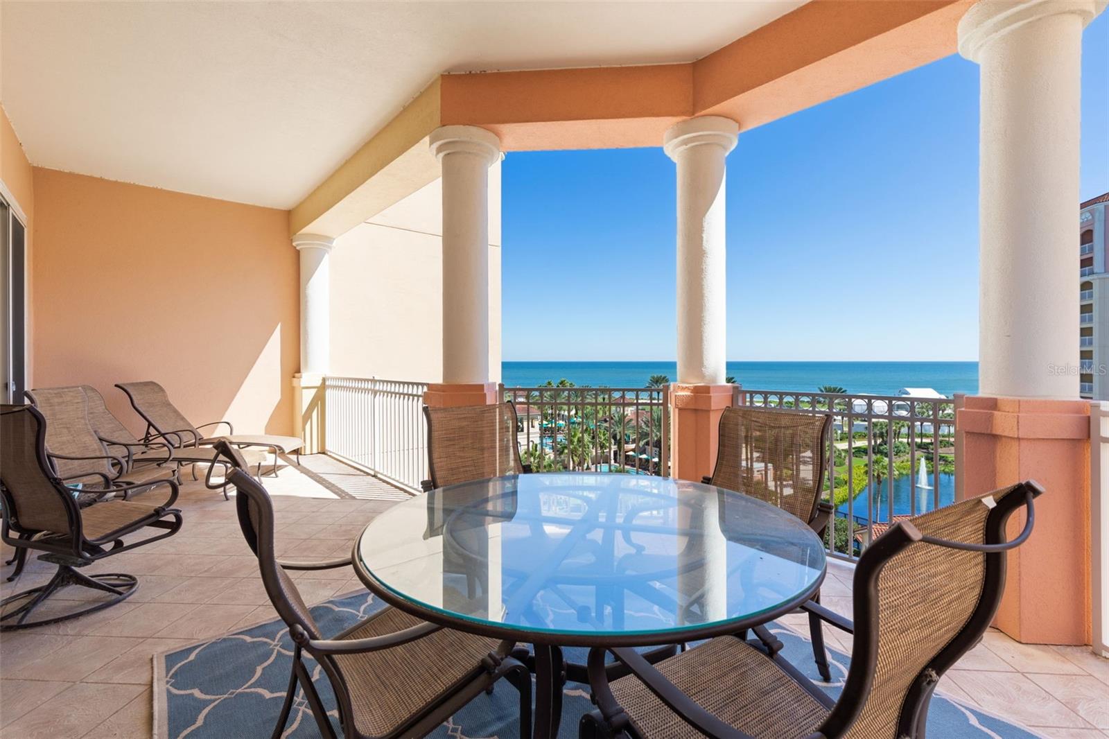 200 OCEAN CREST DR #553
