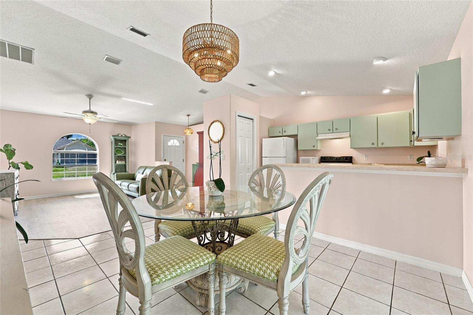 35 RICHLAND LN