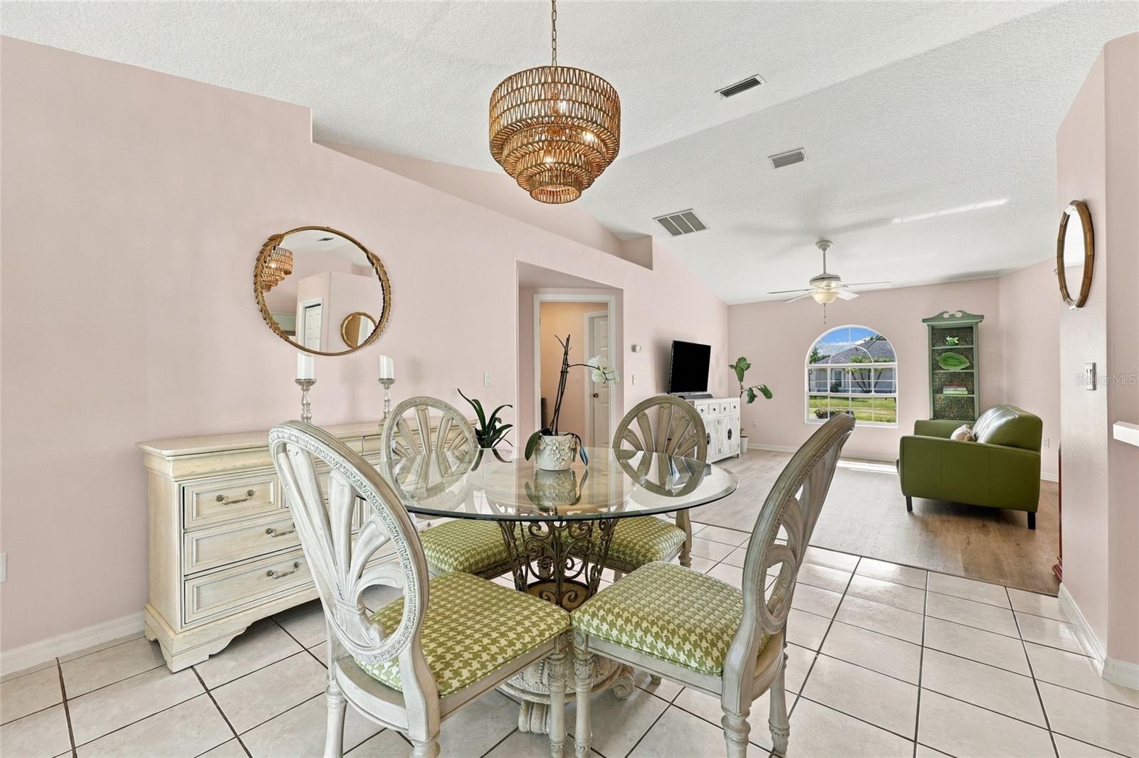 35 RICHLAND LN