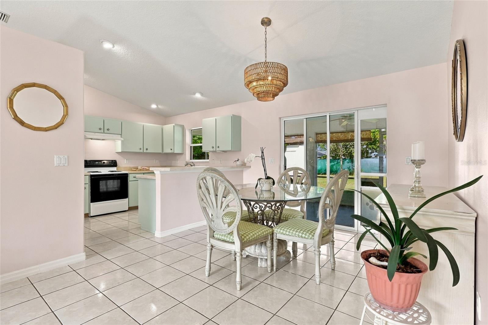 35 RICHLAND LN