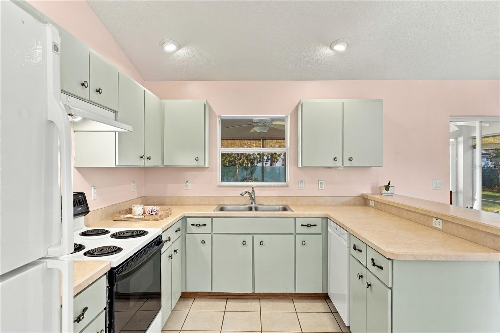 35 RICHLAND LN