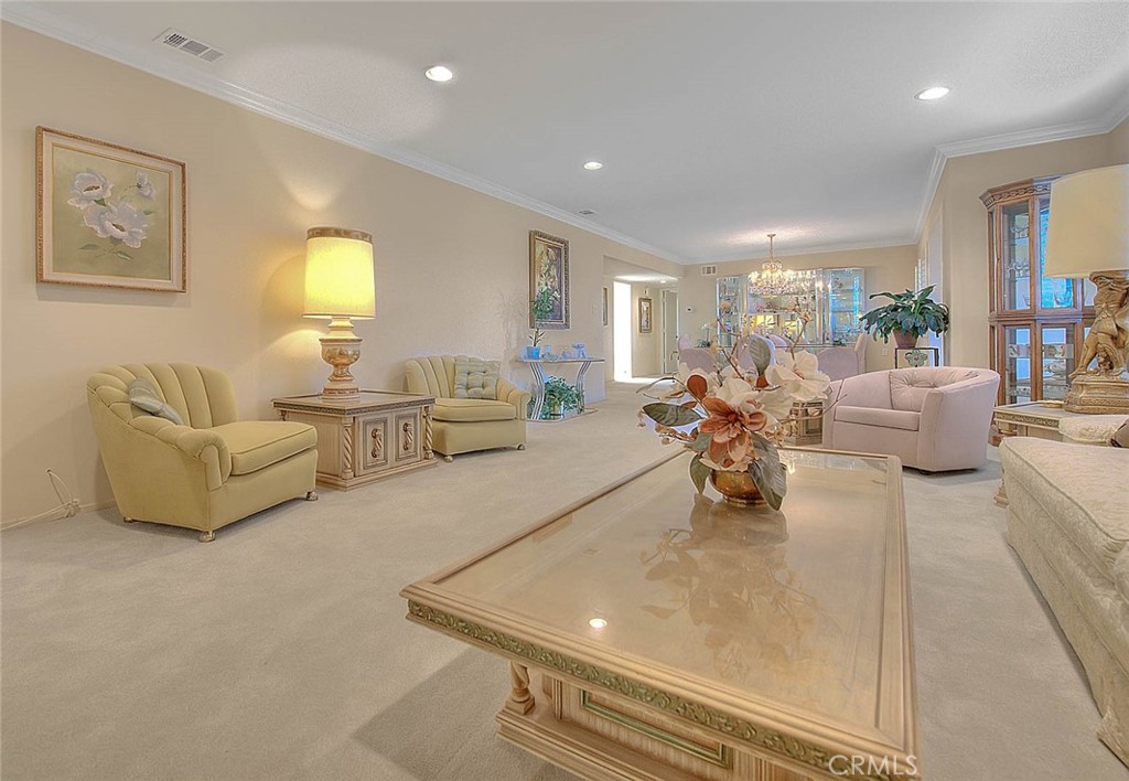 5517 Paseo Del Lago E 2B