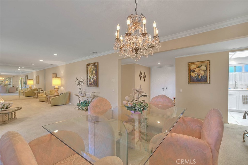 5517 Paseo Del Lago E 2B