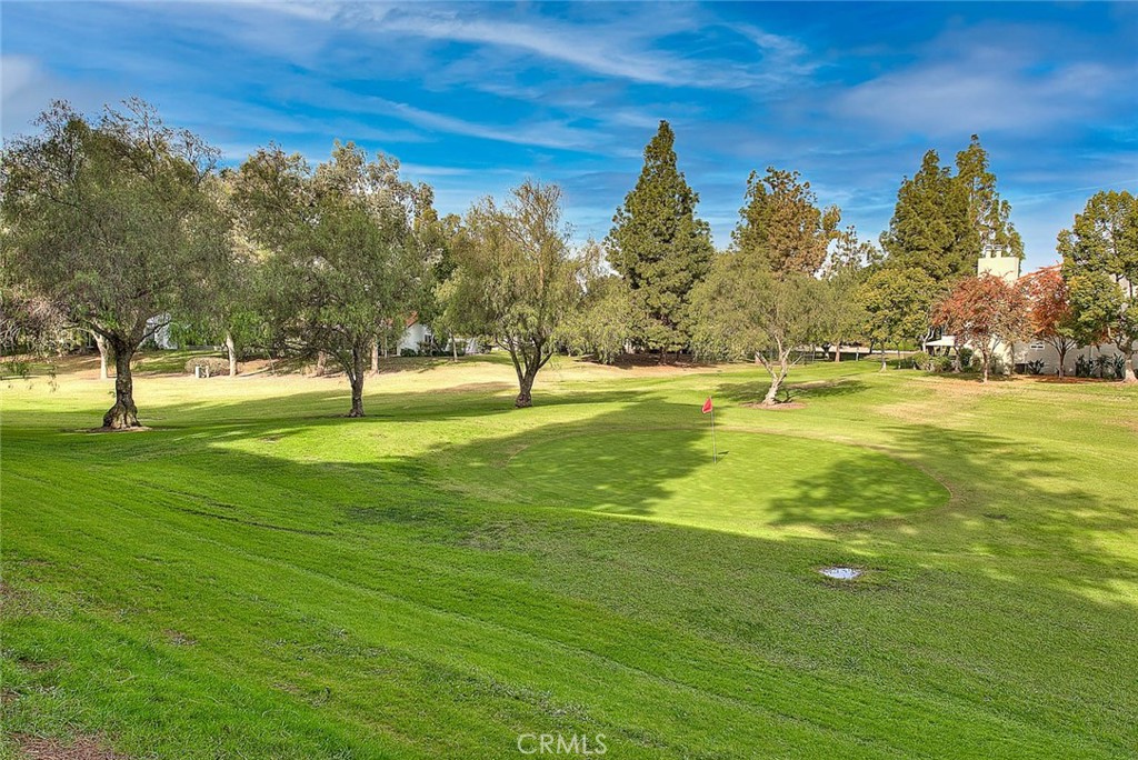 5517 Paseo Del Lago E 2B