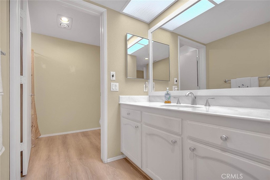 5517 Paseo Del Lago E 2B