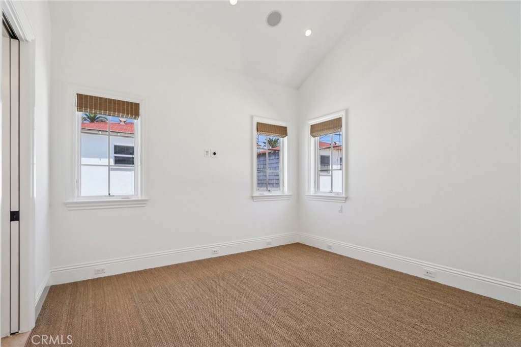 611 Marigold Avenue #B